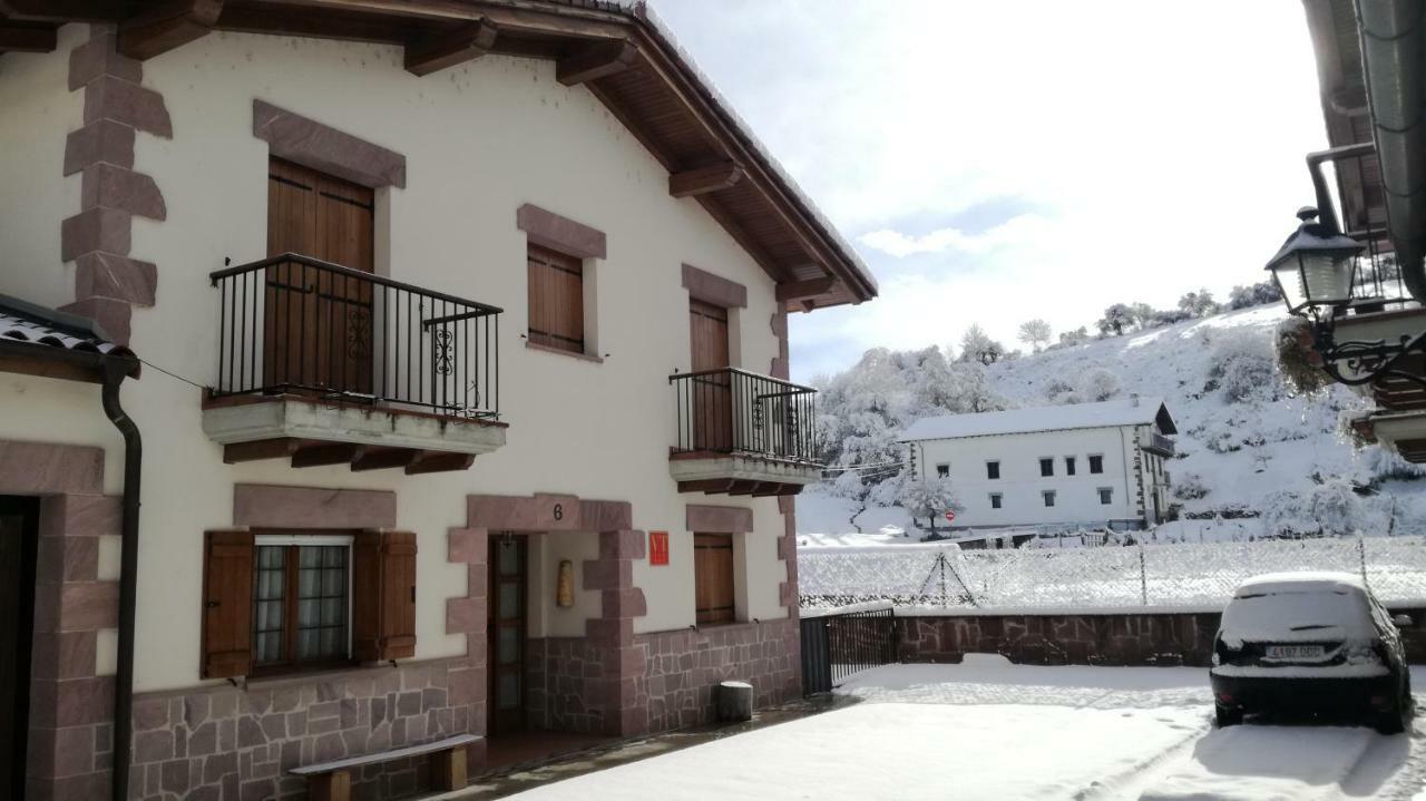 Гостевой дом Casa Rural Txolinenea Ланц Экстерьер фото